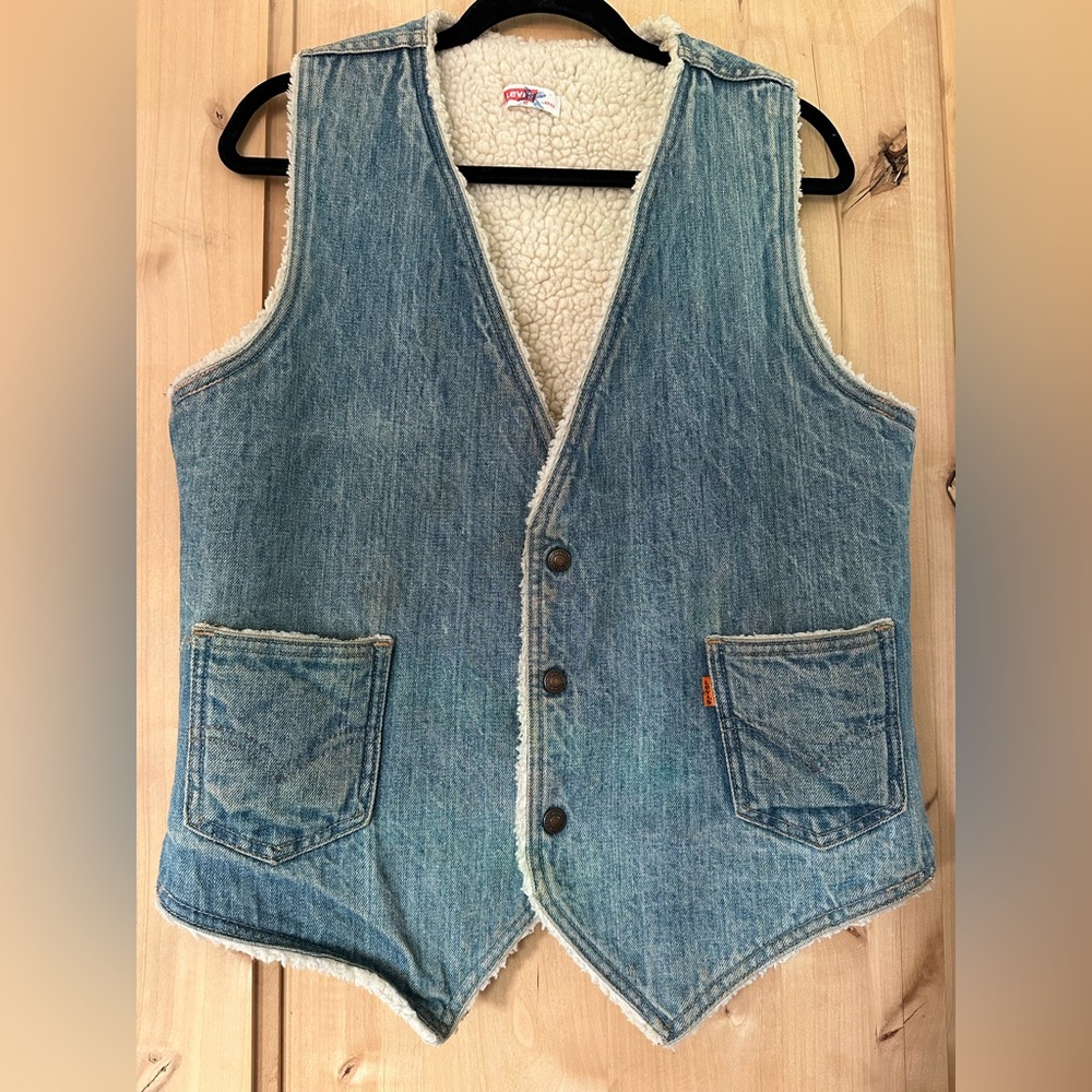 Levi's Cream Sherpa Lined Vest